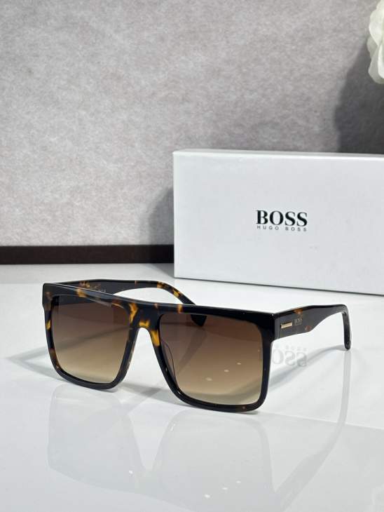 Picture of Hugo Boss Sunglasses _SKUfw77364084fw